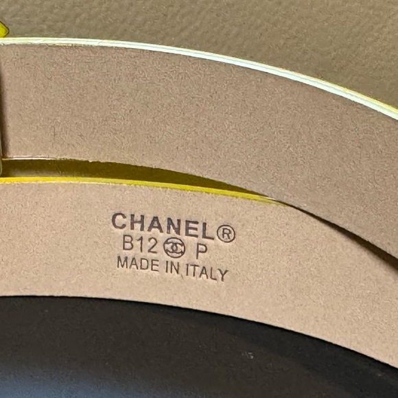 Authentic CHANEL CC Slim belt - Picture 8 of 10